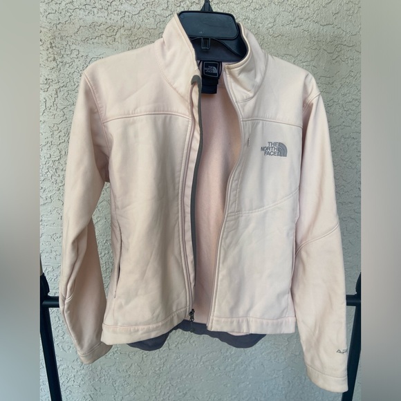 Gently used THE NORTH FACE Apex Jacket - Picture 4 of 6